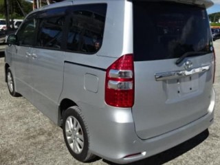 2013 Toyota Noah for sale in St. James, Jamaica