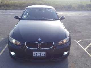 2010 BMW 320i sale and trade with cash for sale in St. Catherine, Jamaica