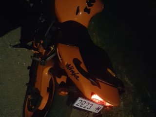 2000 Kawasaki ZX9R for sale in St. Catherine, Jamaica