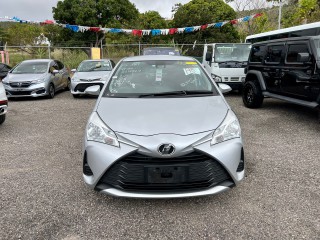 2017 Toyota VITZ