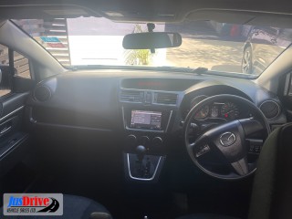 2016 Mazda PREMACY