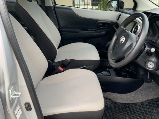 2012 Toyota VITZ