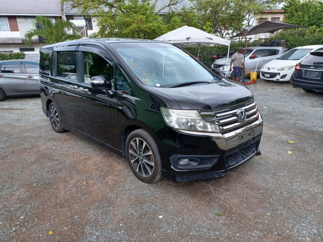 2014 Honda Stepwagon Spada for sale in Kingston / St. Andrew, Jamaica