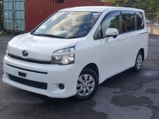 2013 Toyota Voxy for sale in Westmoreland, Jamaica