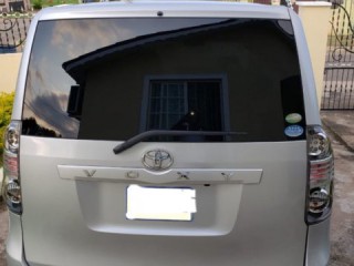 2009 Toyota Voxy for sale in St. Elizabeth, Jamaica