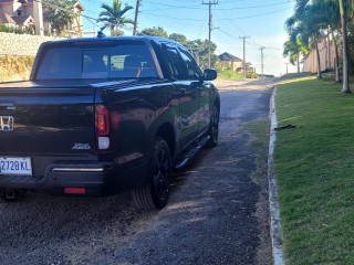 2018 Honda Ridgeline Black Edition