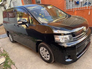 2012 Toyota voxy for sale in Kingston / St. Andrew, Jamaica