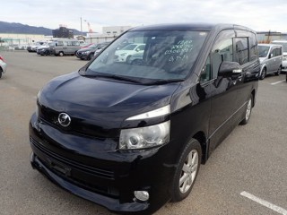 2010 Toyota VOXY for sale in Kingston / St. Andrew, Jamaica