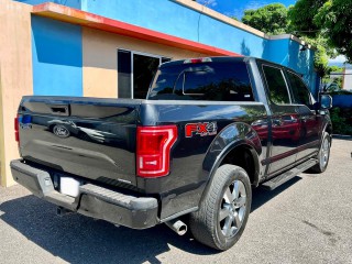 2015 Ford F150 Lariat