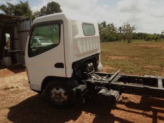 2003 Mitsubishi Canter