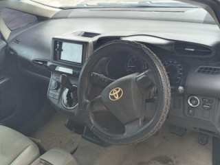 2009 Toyota Wish for sale in St. Catherine, Jamaica