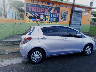 2012 Toyota Vitz G