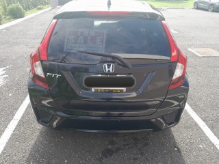 2017 Honda Fit
$1,700,000