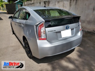 2012 Toyota PRIUS for sale in Kingston / St. Andrew, Jamaica