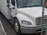 2006 Freightliner 10 bay for sale in Kingston / St. Andrew, Jamaica
