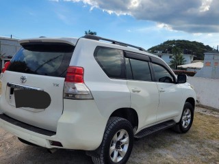 2011 Toyota Prado