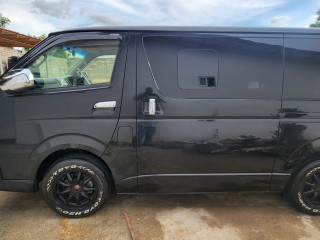 2017 Toyota Hiace