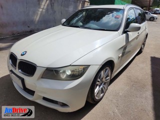 2010 BMW 320i