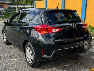 2013 Toyota Auris
$1,390,000