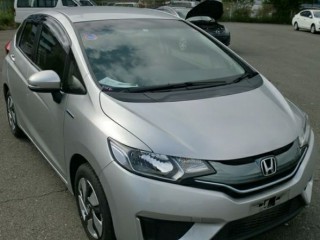 2015 Honda Fit Hybrid best offer 100 percent financing for sale in Kingston / St. Andrew, Jamaica