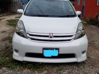 2013 Toyota Issis for sale in Kingston / St. Andrew, Jamaica