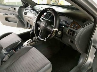 2005 Mitsubishi Lancer