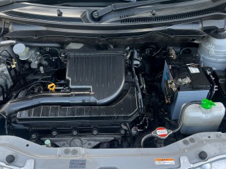 2015 Suzuki swift
$990,000