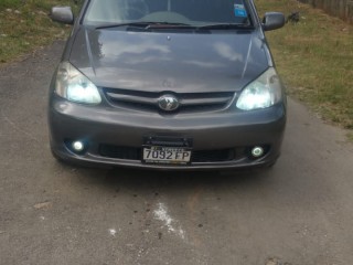 2005 Toyota Platz for sale in St. Ann, Jamaica