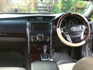 2010 Toyota Mark x