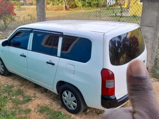 2005 Toyota Probox