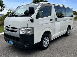 2016 Toyota HIACE DUAL AC