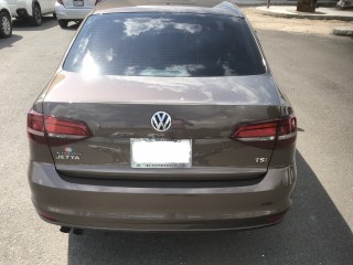 2016 Volkswagen Jetta