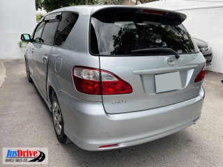 2007 Toyota IPSUM