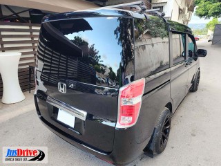 2010 Honda STEPWAGON