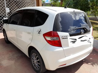 2011 Honda fit