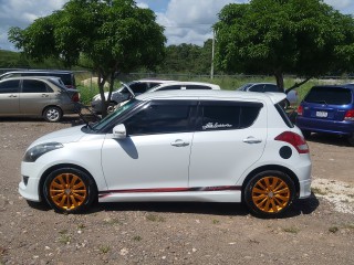 2013 Suzuki Swift RS