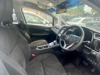 2017 Honda Fit hybrid for sale in Kingston / St. Andrew, Jamaica