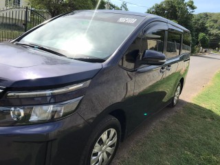 2014 Toyota Voxy for sale in St. James, Jamaica