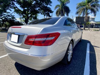 2010 Mercedes Benz E250