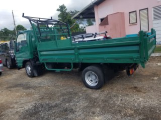 2009 Isuzu NQR 70