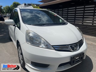 2013 Honda FIT SHUTTLE