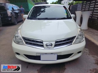 2011 Nissan TIIDA