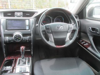 2011 Toyota Mark X 250G Package for sale in Kingston / St. Andrew, Jamaica