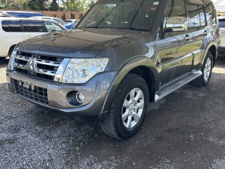 2012 Mitsubishi Pajero