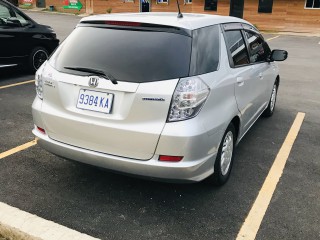 2013 Honda Fit Shuttle