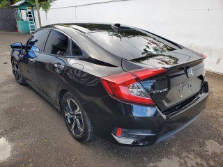 2018 Honda CIVIC touring