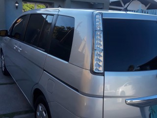 2012 Toyota Isis for sale in Kingston / St. Andrew, Jamaica