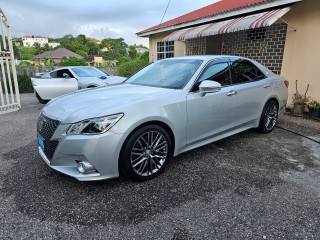 2014 Toyota Crown Athlete