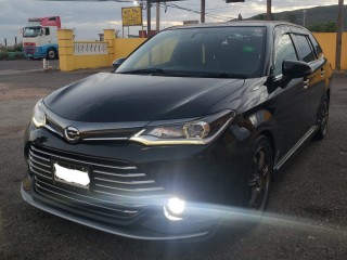2015 Toyota Corolla Fielder S WxB Edition for sale in Kingston / St. Andrew, Jamaica