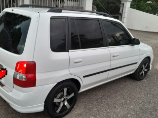 2002 Mazda Demio